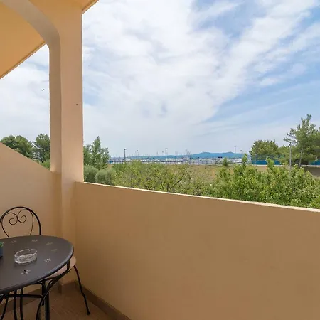 Lea Apartamento Sukošan